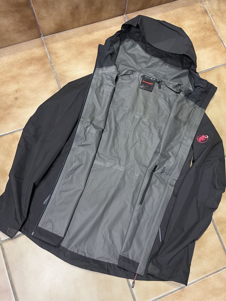 Куртка Mammut оригінал жіноча водонепроникна трекінгова gore tex нова