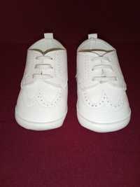 Buty białe ekoskóra chłopięce do chrztu rozmiar 19