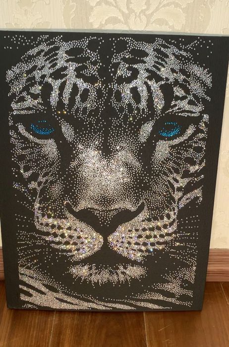 Продам картину из страз