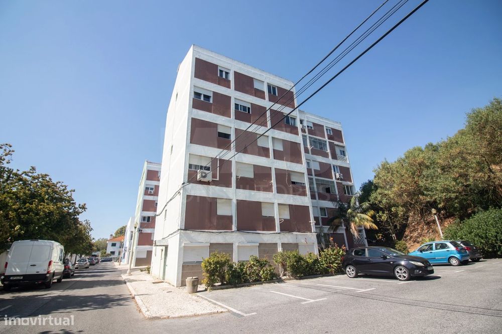 Apartamento T3 com potencial para T4 Duplex - Alvalade