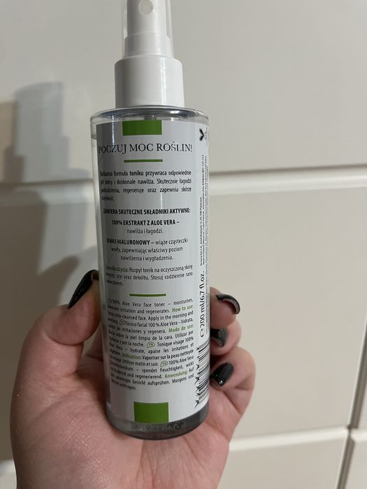 Nawilżający tonik do twarzy Lirene Power of plants 200 ml nowy
