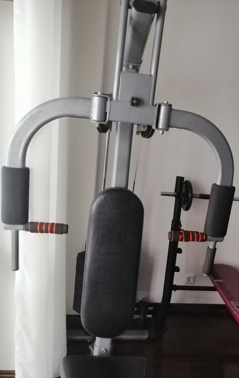Máquina de ginásio multifunções