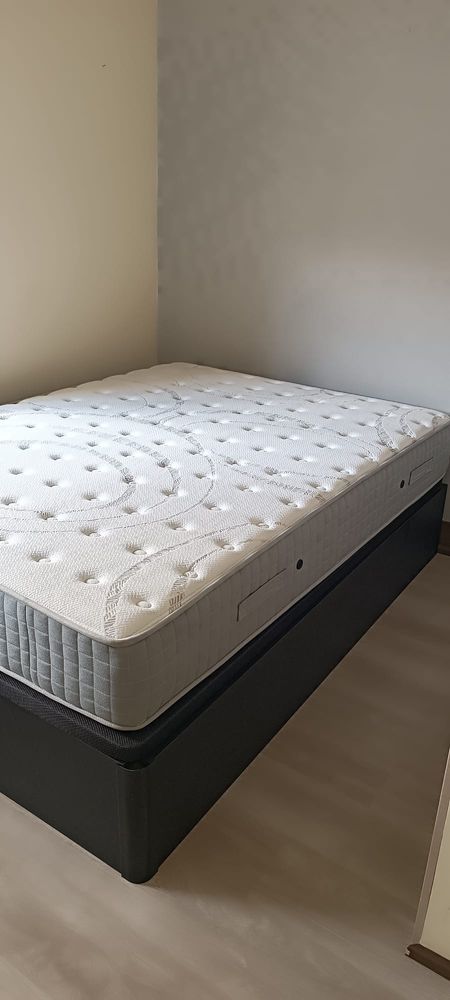 Cama de Casal Jom