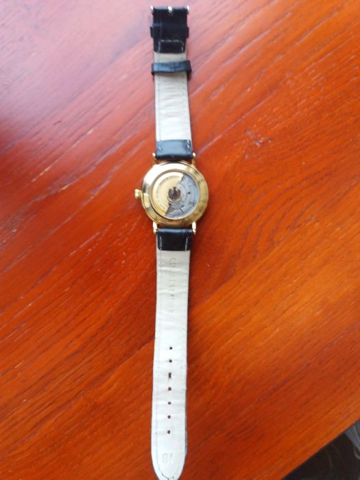 Швейцарський наручний годинник (wrist watch) Auguste Reymond