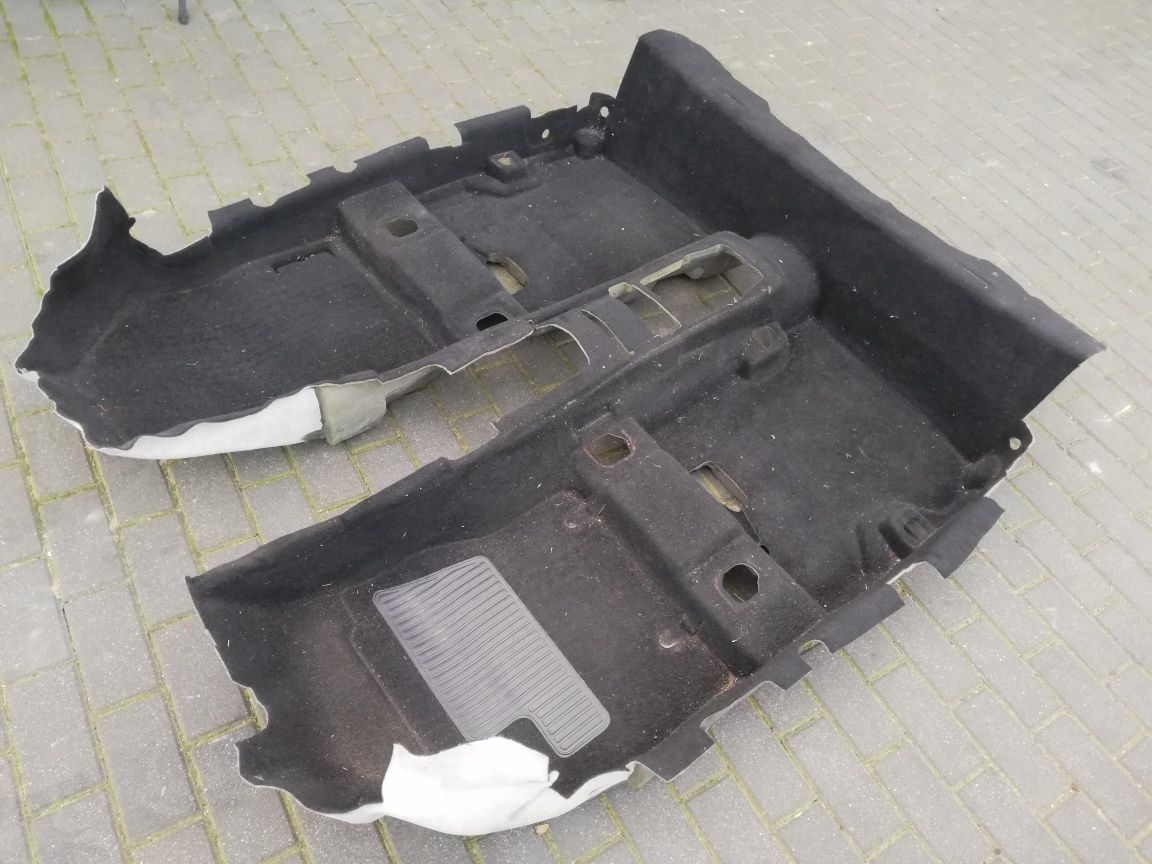 Dywan wykładzina podłogi wnętrza Ford Focus mk2 CC kabriolet cabrio EU