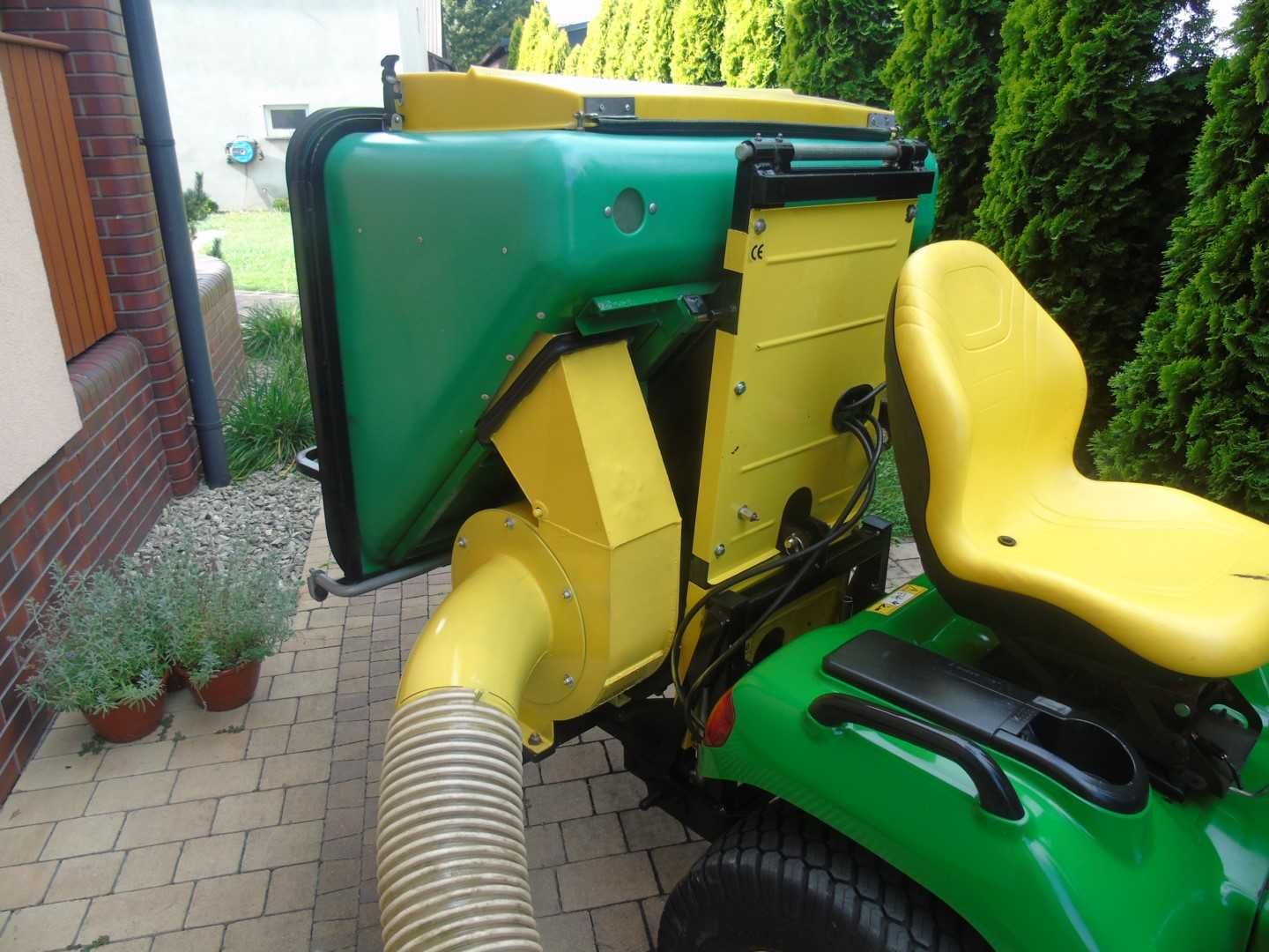 Traktorek kosiarka JOHN DEERE X495 24 KM 3 cyl. diesel górny wysyp