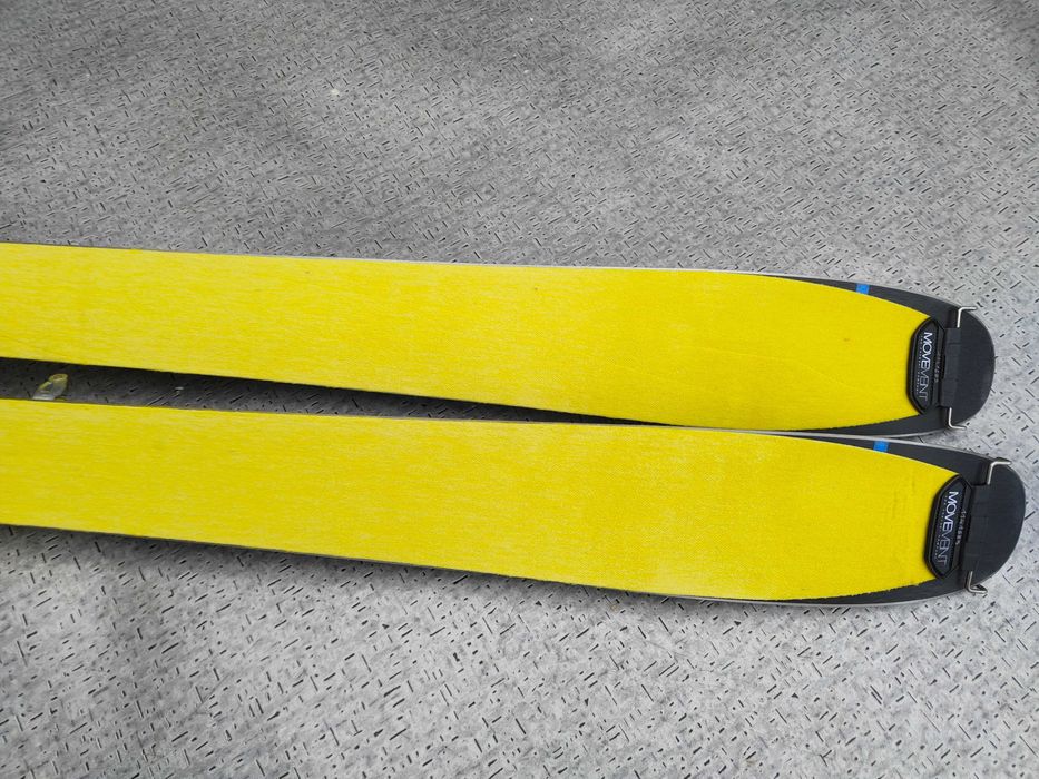 Dobre, niskie skitoury MOVEMENT GO 146 cm + Piny DYNAFIT i foki