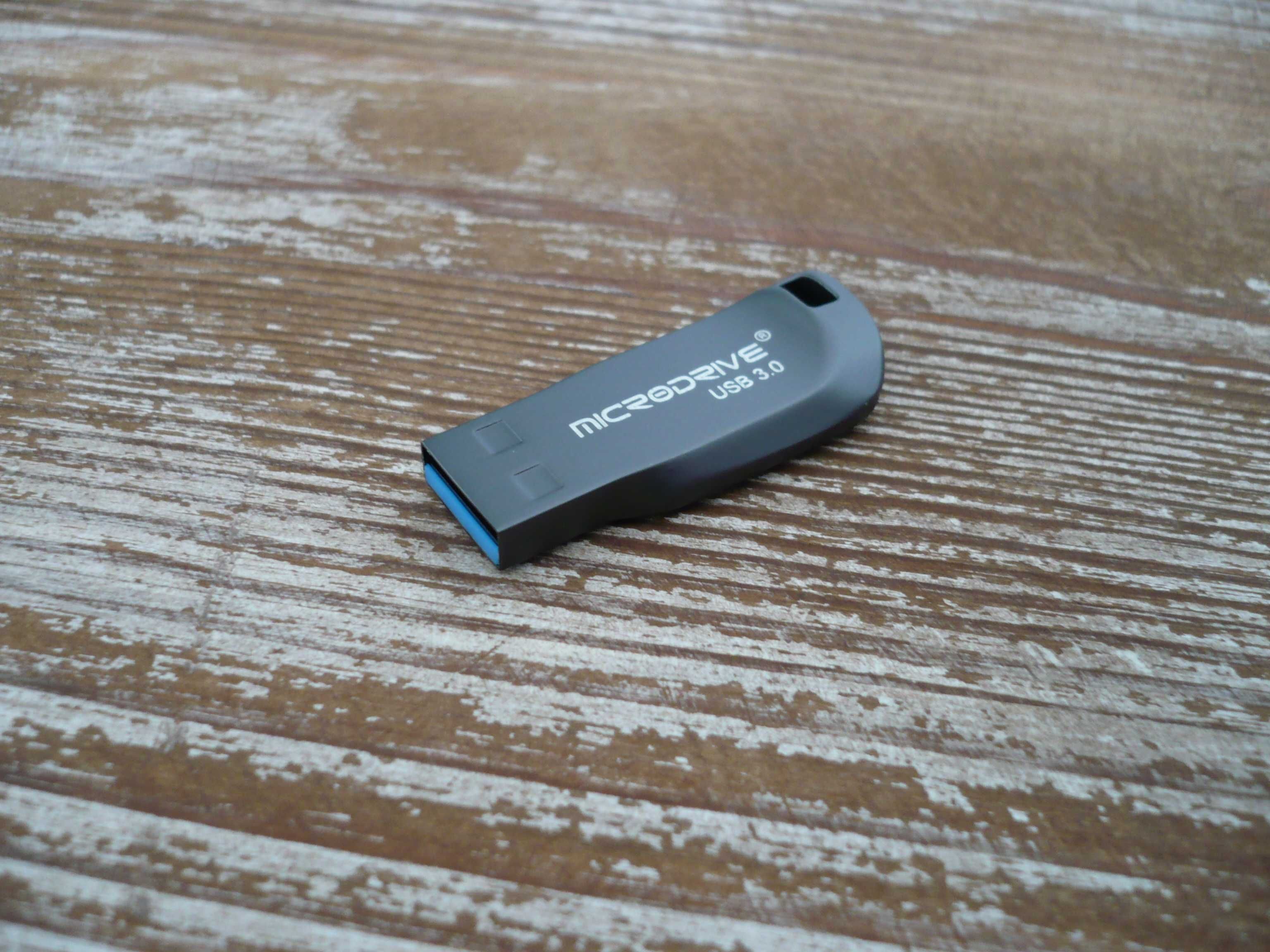 USB накопитель брелок