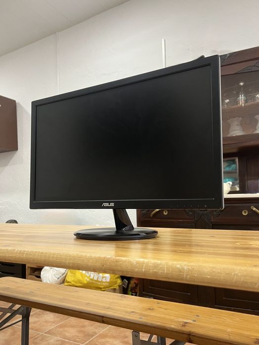 Monitor Asuz VP228