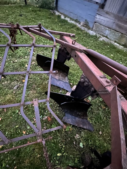 Продам плуг до трактора