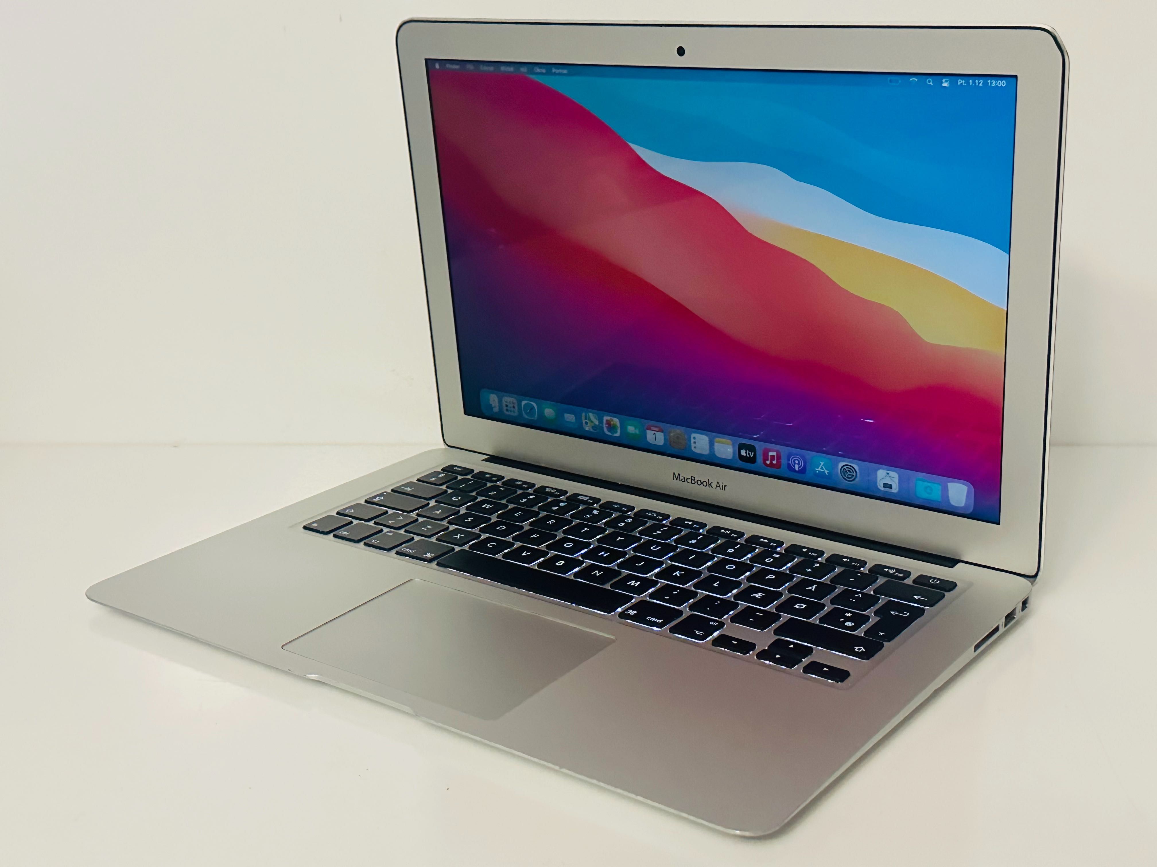 Apple MacBook Air 13 2015 i5 4GB RAM 128GB SSD Silver
