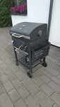 Grill węglowy, używany jeden sezon + 2 worki  brykietu