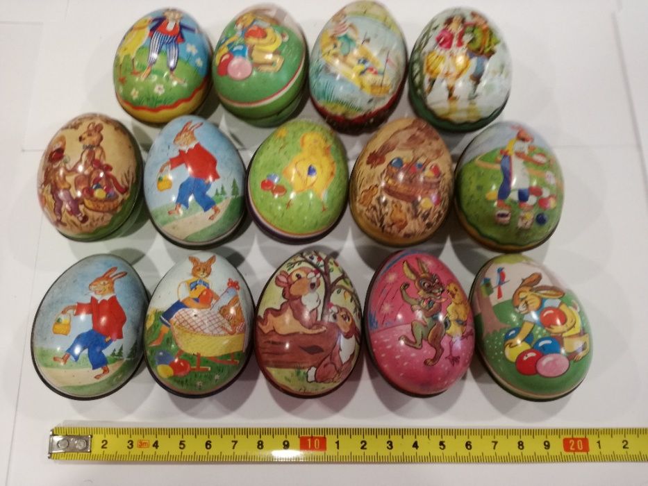Lote de 14 Ovos de Páscoa em Ferro/Metal Decorados