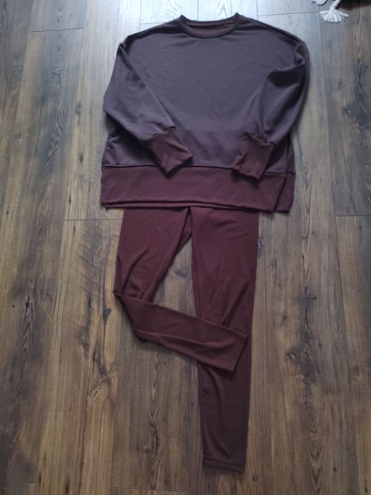 Komplet damski leginsy bluza