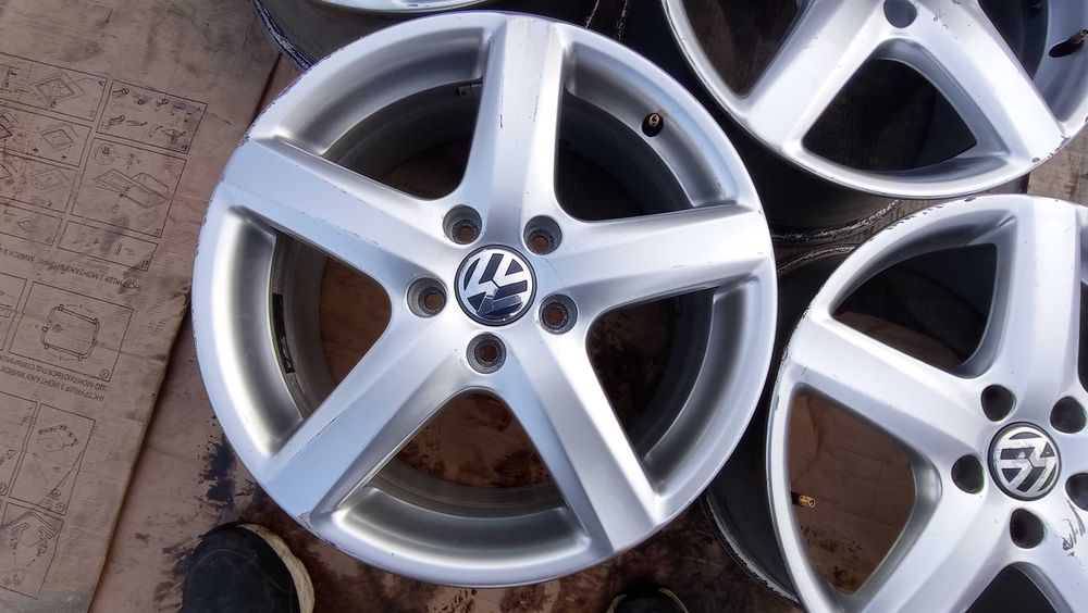 Бу диски литі r17 5*112 оригинальні Volkswagen Jetta Golf Touran Caddy