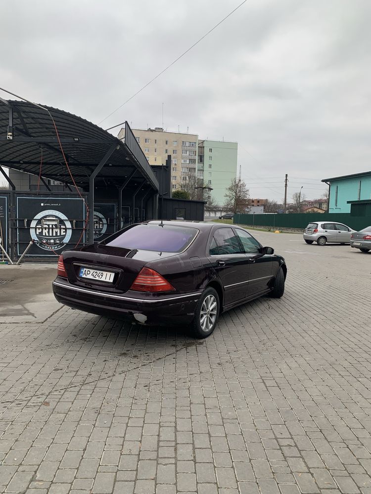 Mercedes-Benz S-Class 1999
