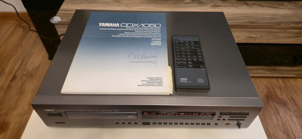 Yamaha CDX 1050 Cd player