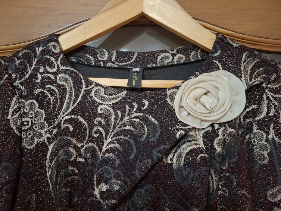 Святкова сукня 50 розміру