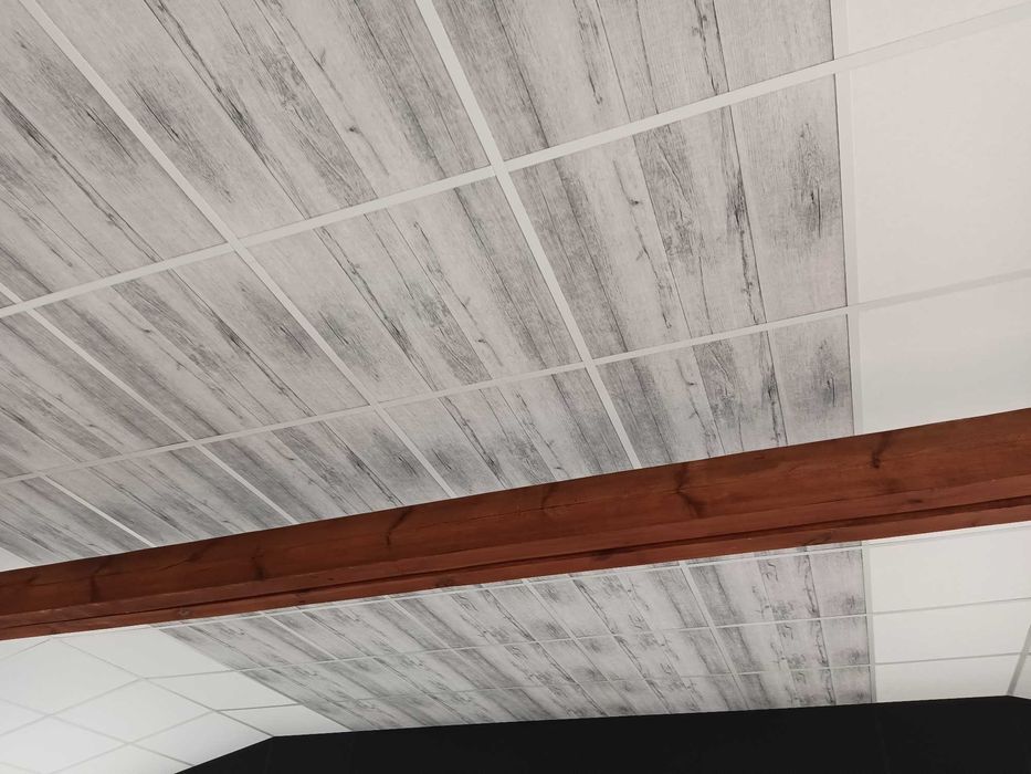 Sufit podwieszany kasetonowy modułowy z grafiką - Białe drewno A