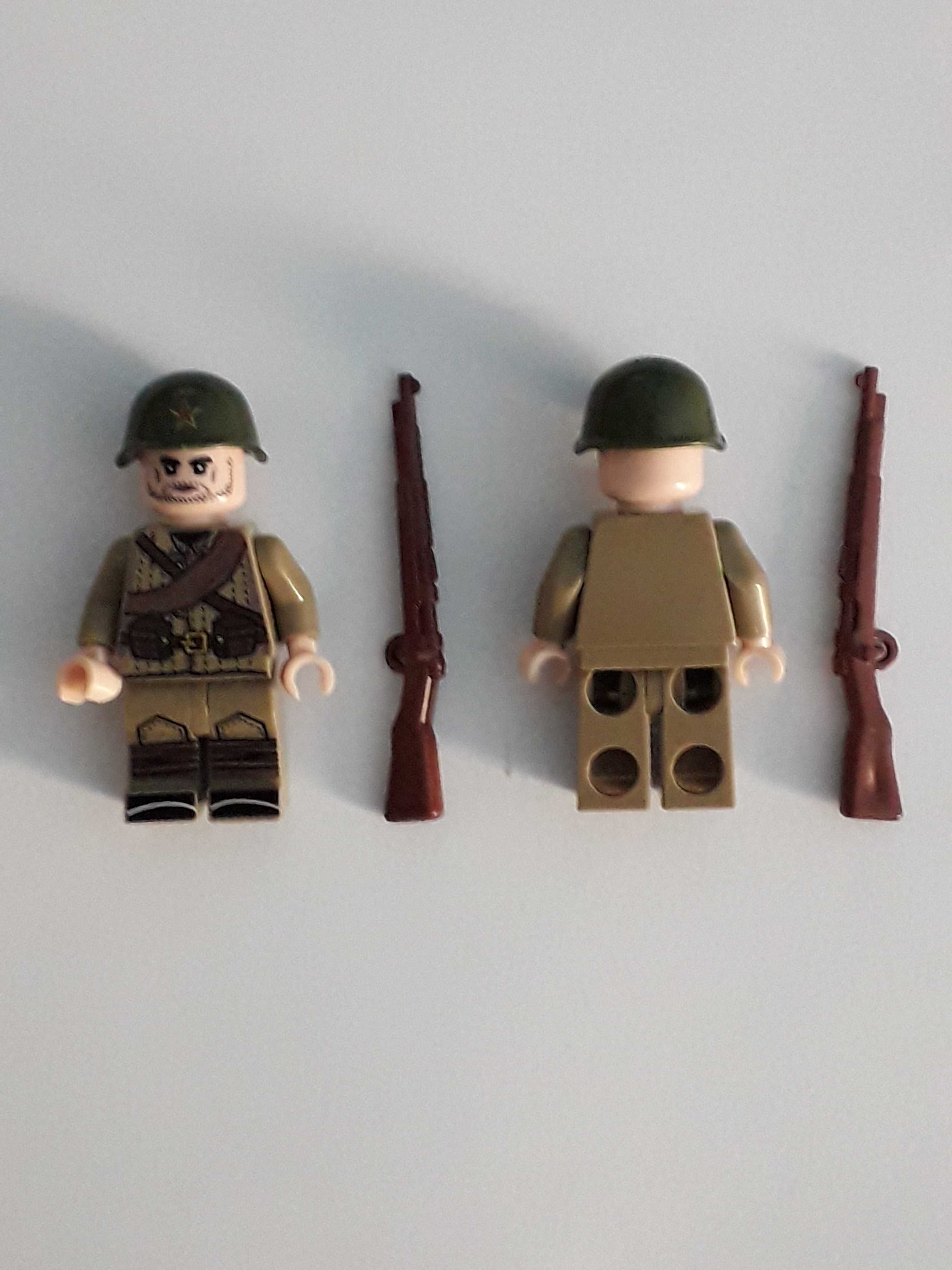 Zestaw 30 sztuk figurek żołnierzy z bronią ww2 komp. z Lego, Cobi