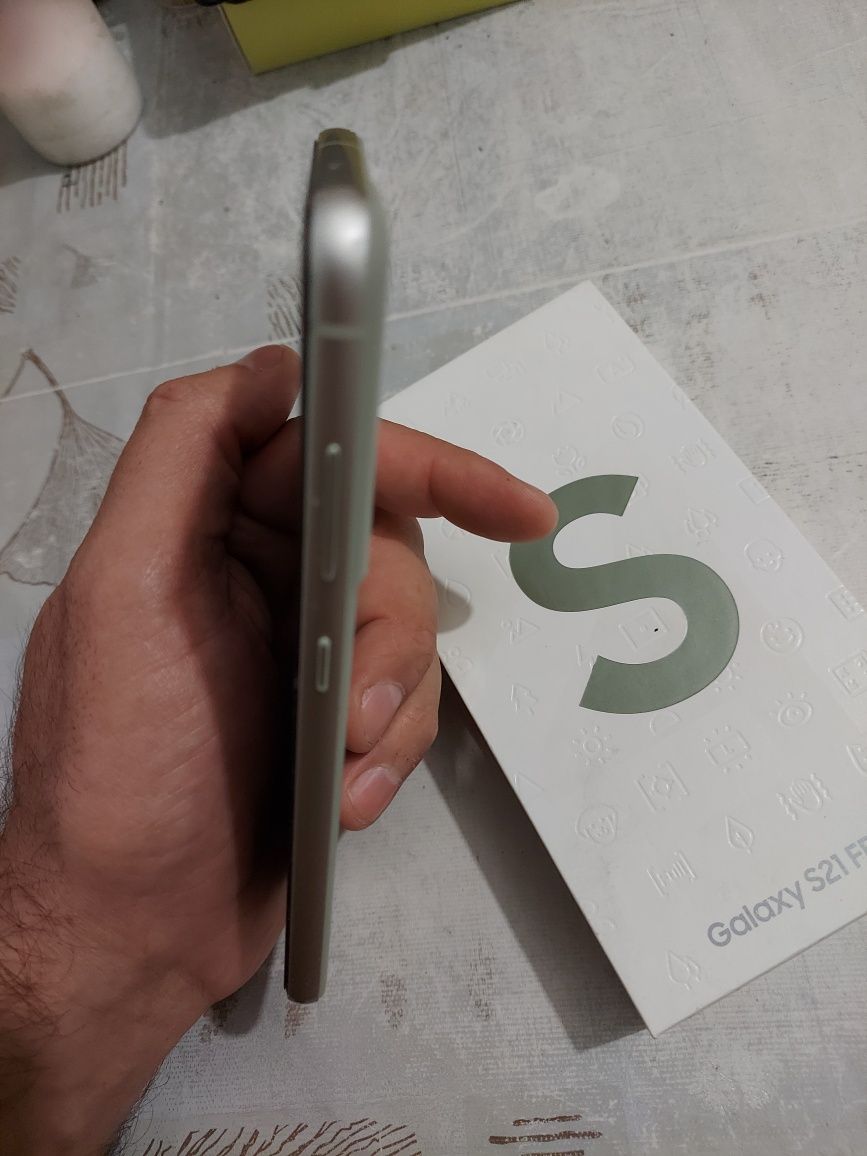 Samsung S21 FE 8/256