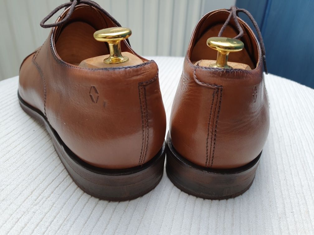 Vagabond cap toe derby roz. 44/45