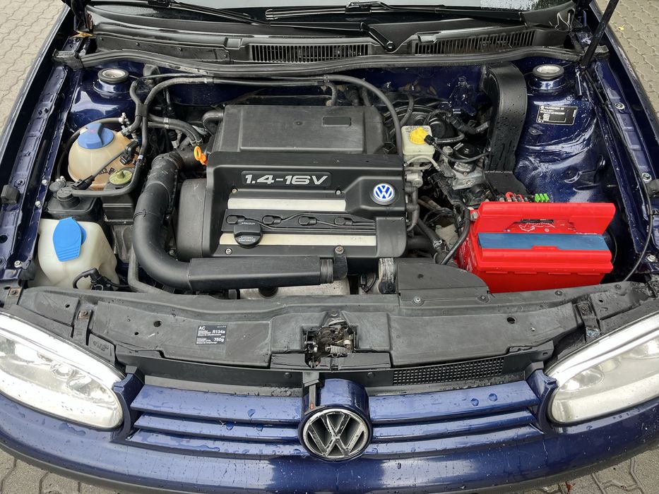Volkswagen golf 4  1.4 бензин