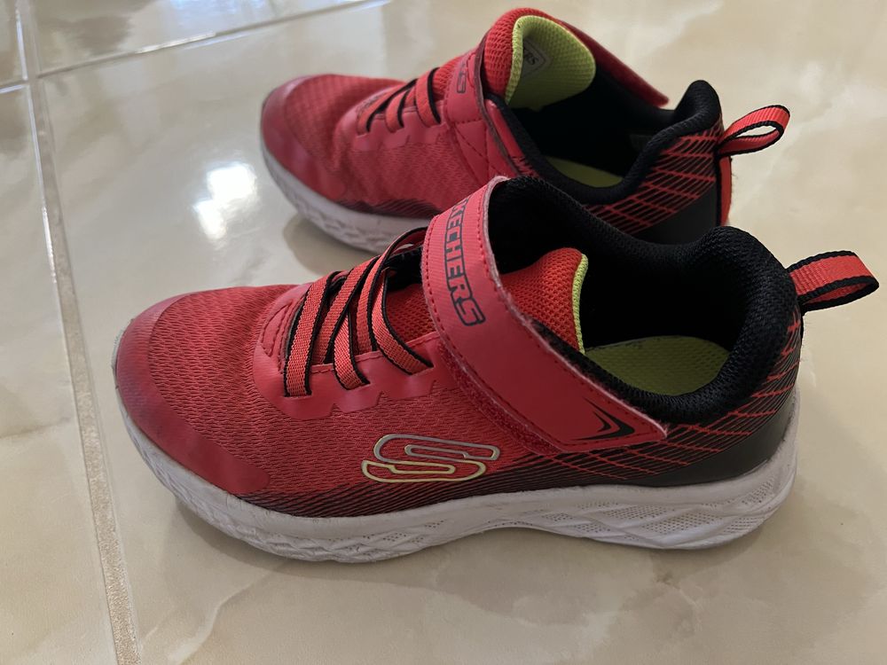 32 skechers czerwone buty sneakersy