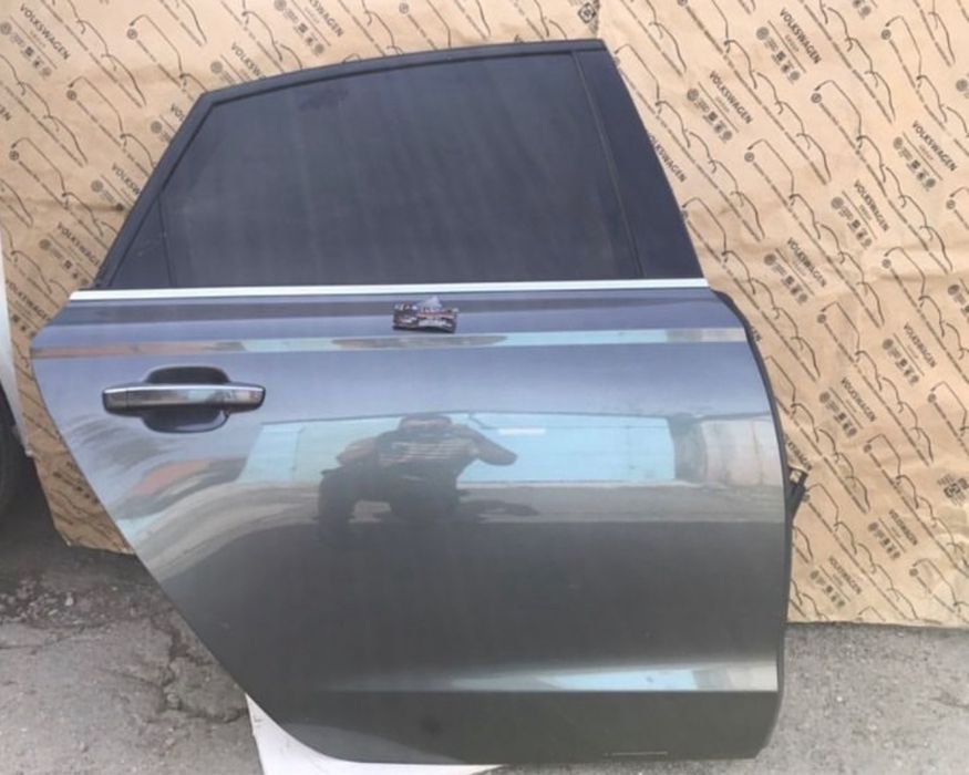 Дверка права задня audi a6 c7 11-17р седан оригінал Внаявності