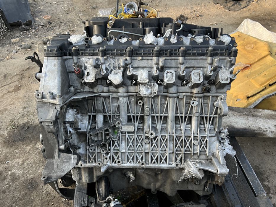 Мотор на BMW 3.0 M57N2 306D3