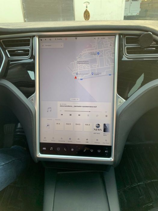 продам Тесла модел S 2016 г.в