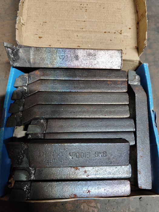 Резцы токарные вк8 т5к10 т15к6