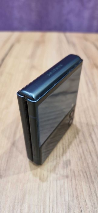 Samsung Galaxy Z Flip 3 8/256Gb Green