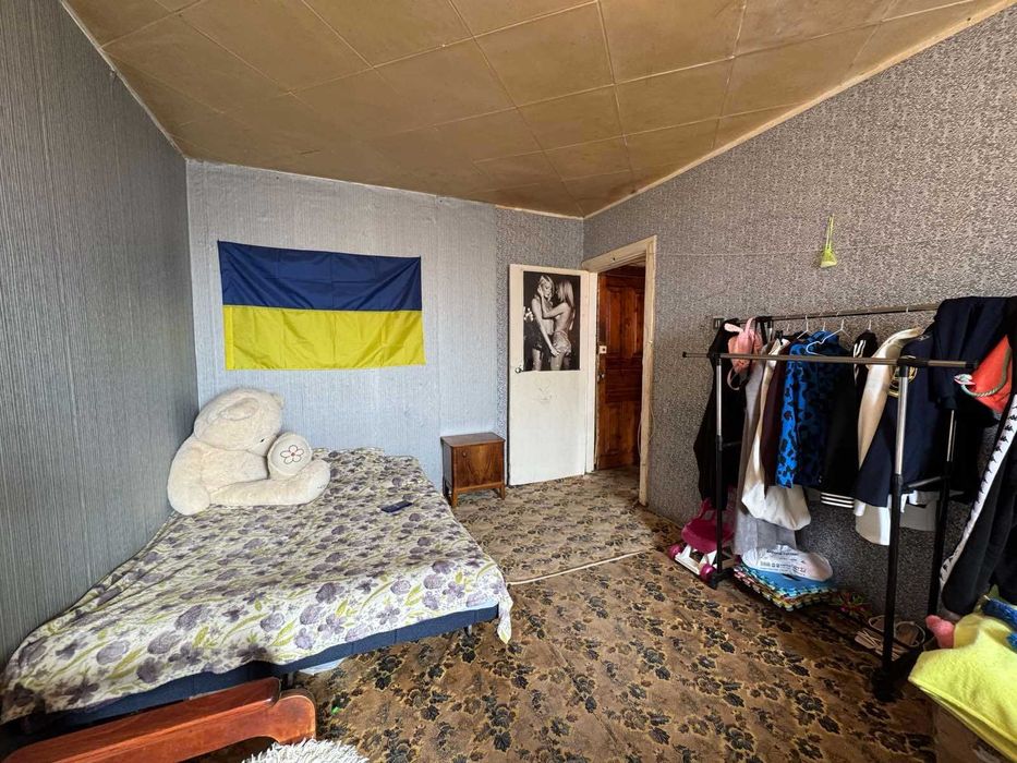 Продам 1 комнатная квартира на Черемушках недорого