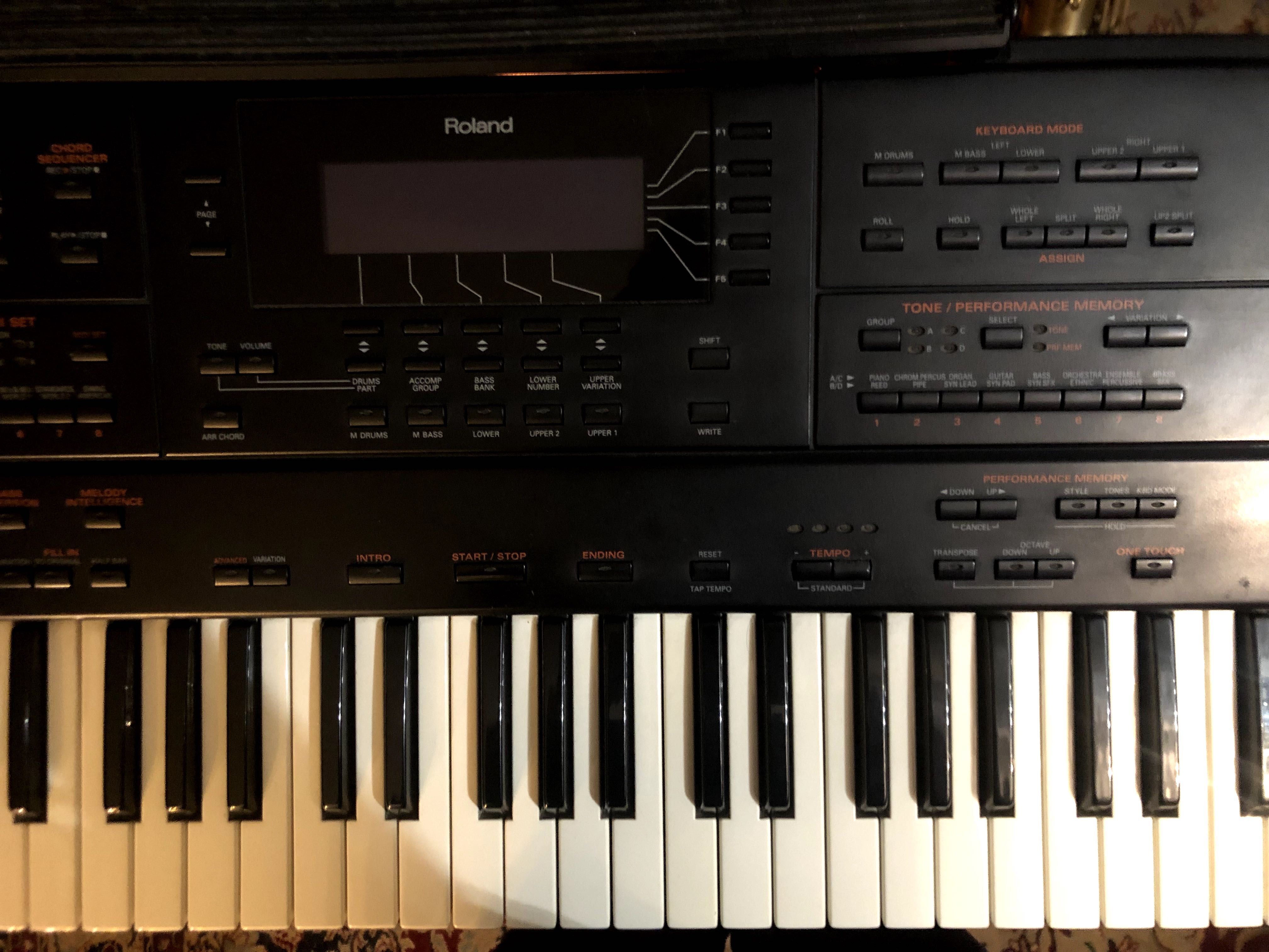 ROLAND G 600. STan Bardzo Dobry ! ! !
