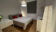 Quarto de Casal em Moradia