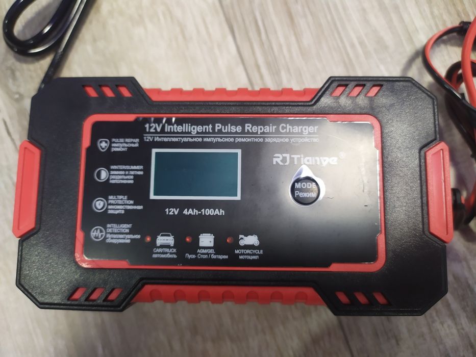 Зарядное устройство импульсное цифровое RJ Tianye 6А 12V (автомат)