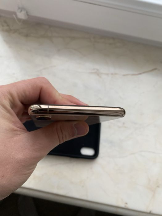Apple Iphone xs max 64g  телефон