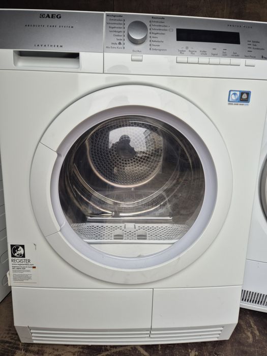 Продам сушильну машину в гарному і охайному стані