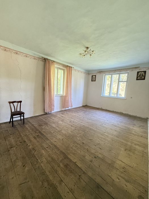 Продається цегляний будинок у селі Нижнів, 30 км до Івано-Франківська