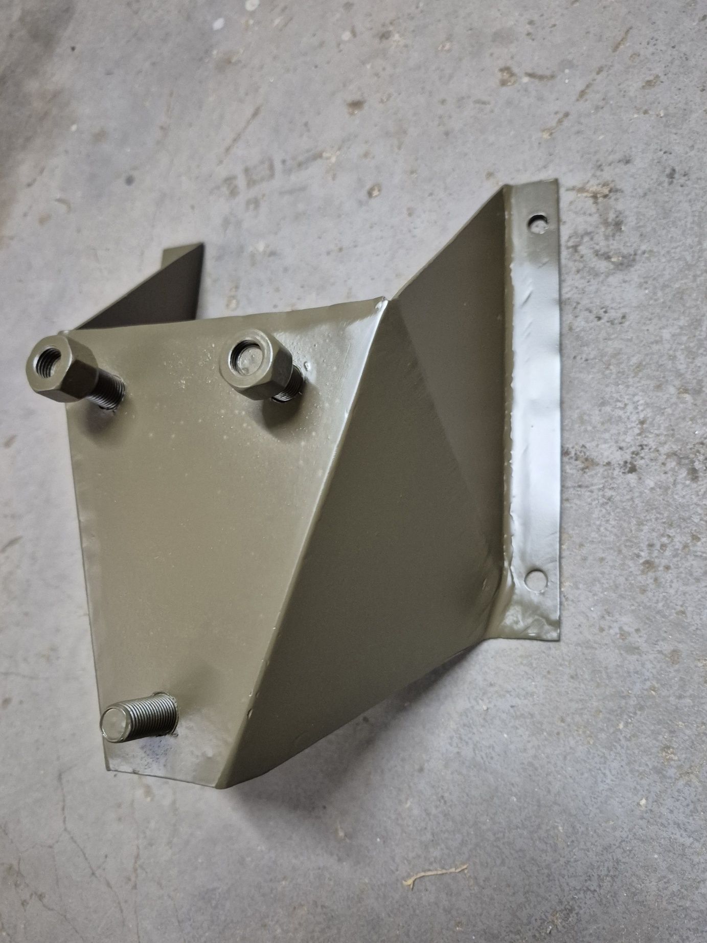 Jeep willys mb GAZ 69 gazik 67 Czapajew mocowanie koła zapasowego