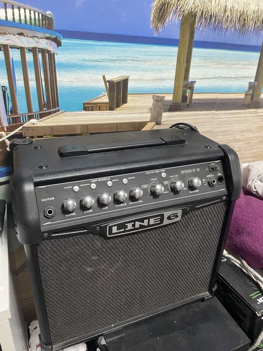 Комбик line 6 IV15