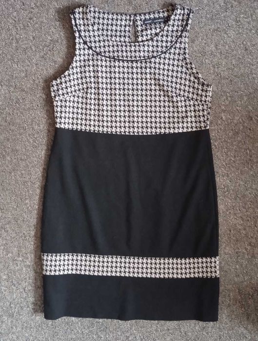 Next sukienka czerń beż r. 46/48