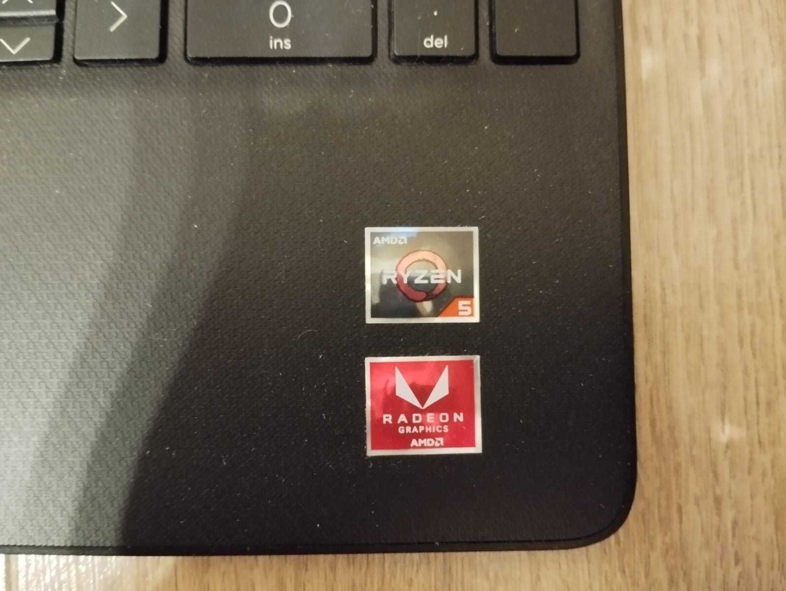 Laptop HP 15s (stan idealny)