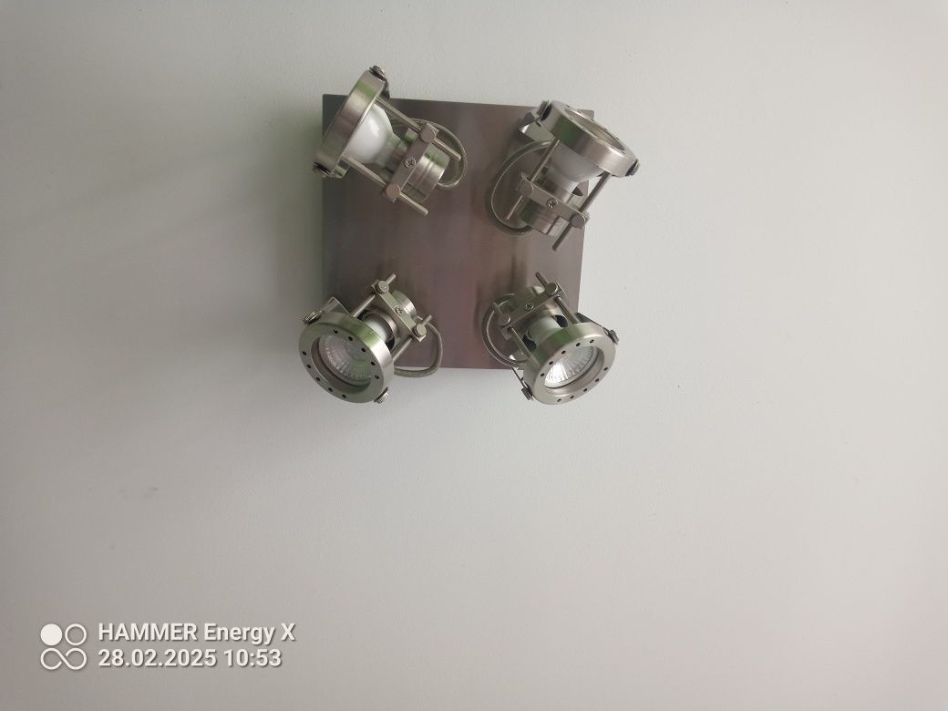Lampa sufitowa młodzieżowa