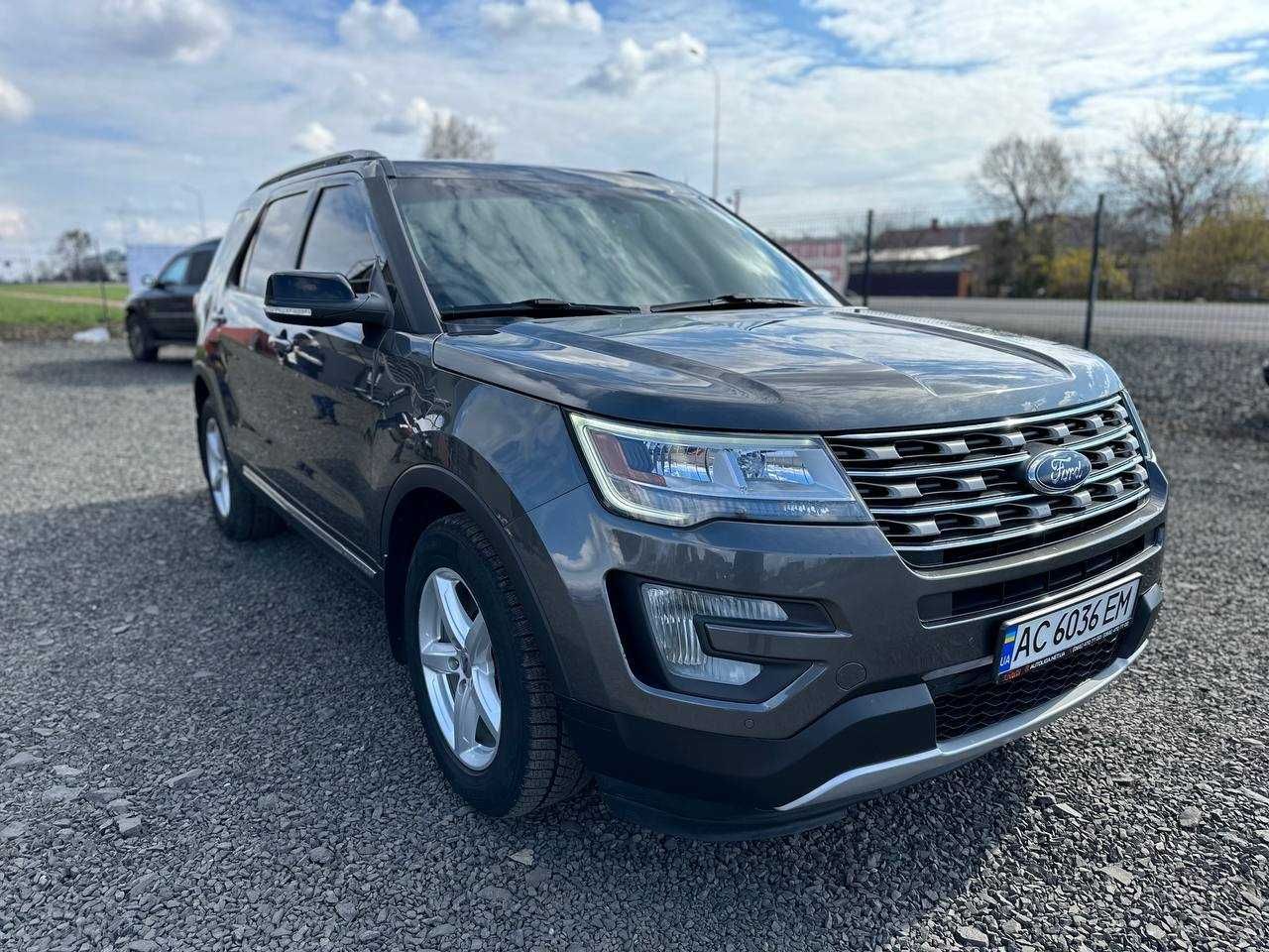 Ford Explorer XLT 3.5 газ/бензин 2016р Без додаткових вкладень!