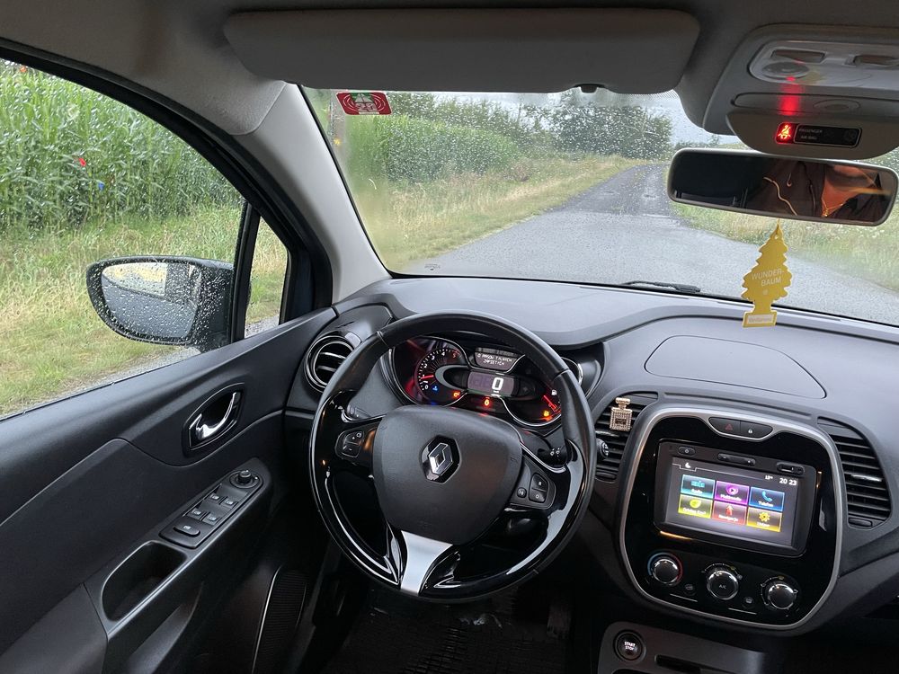 Renault Captur 1.5DCI  nowy rozrząd zarej pdc tył keyless
