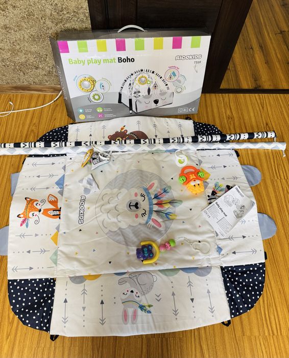 Розвиваючий інтерактивний дитячий килимок