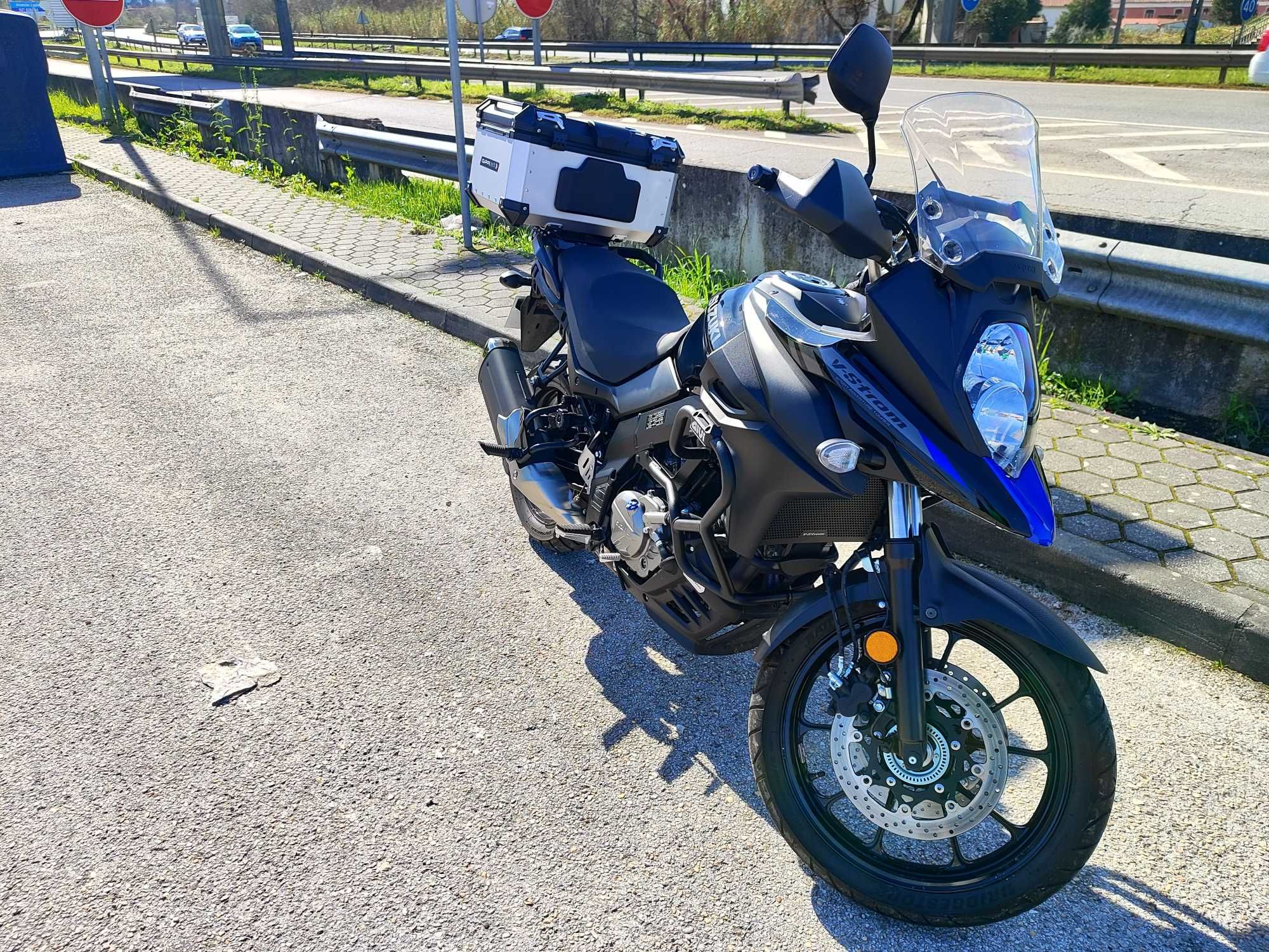 Suzuki V-Strom 650