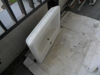 Umywalki trzy praktycznie nowe